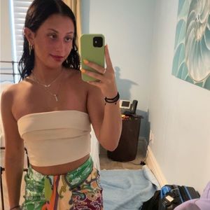 Meet your Posher, Isabelle